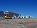 Атакамский большой радиотелескоп ALMA (Atacama Large Milllimetre/Submillimetre Array) является крупнейшим и сложнейшим телескопом в истории астрономической науки