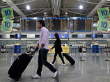 По данным Афинского международного аэропорта, отменены более 500 прибытий и вылетов