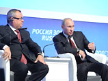 Глава правительства частично согласился с критикой в адрес российской политической системы и пообещал, что перемены в стране будут постепенными