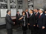 Николя Саркози и Серж Саргсян, 6 октября 2011 года Николя Саркози и Серж Саргсян, 6 октября 2011 года
