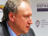 "Магнитка" уволила тренера после серии поражений в КХЛ "Магнитка" уволила тренера после серии поражений в КХЛ