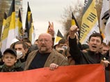 После конфликта с геями московские власти запретили националистам "Русский марш"