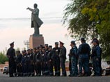 В Киргизии обезврежен террорист, захвативший в заложники пассажиров маршрутного такси В Киргизии обезврежен террорист, захвативший в заложники пассажиров маршрутного такси