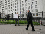 Пикет необеспеченных жилплощадью офицеров у здания Минобороны в Москве