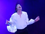 Суд Лос-Анджелеса, рассматривающий дело Конрада Мюррея, который был личным врачом скончавшегося в 2009 году "короля поп-музыки" Майкла Джексона, в понедельник заслушал свидетельские показания персонального повара Джексона