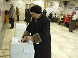 Как рассказали "Ведомостям" на условиях анонимности два чиновника московской мэрии, префектуры Москвы уже получили разнарядку обеспечить единороссам до 65% голосов