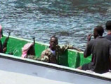 Танкер Cape Bird (флаг Маршалловы Острова, судовладелец - Columbia Deutschland) был захвачен 8 октября нигерийскими пиратами в Атлантическом океане в 70 морских милях от Лагоса