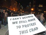 В американском городе Чикагo, где наряду с другими городами США проходят акции протеста против алчности корпораций и несправедливой финансовой системы, минувшей ночью арестованы 175 человек