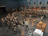 Решение президента США Барака Обамы отправить американских военных в Уганду для участия в борьбе с религиозными экстремистами вызвало неоднозначную реакцию и в Соединенных Штатах, и в мире Решение президента США Барака Обамы отправить американских военных в Уганду для участия в борьбе с религиозными экстремистами вызвало неоднозначную реакцию и в Соединенных Штатах, и в мире