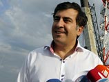 Саакашвили ответил на "российскую оккупацию" новой минеральной водой