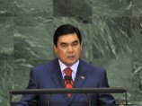 Президент Туркменистана выпустил две новые книги: о своем деде и истории ковроткачества