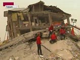 Число жертв мощного землетрясения, произошедшего в воскресенье в провинции Ван на юго-востоке Турции, достигло 366 человек