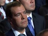 Опрос "Левада-Центра" пропустил в Думу три партии во главе с ЕР и подтвердил, что патриарх Кирилл - один из главных политиков РФ Опрос "Левада-Центра" пропустил в Думу три партии во главе с ЕР и подтвердил, что патриарх Кирилл - один из главных политиков РФ