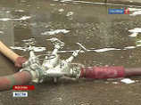 В центре Москвы горит четырехэтажное здание В центре Москвы горит четырехэтажное здание