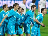 "Зенит" разгромил "Волгу" и упрочил лидерство в премьер-лиге "Зенит" разгромил "Волгу" и упрочил лидерство в премьер-лиге