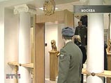 Сотрудник ФСБ предлагал помочь фигурантам громкого "мебельного дела" за 1 млн долларов Сотрудник ФСБ предлагал помочь фигурантам громкого "мебельного дела" за 1 млн долларов