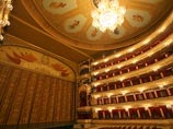 В только что открывшемся после реконструкции Большом театре обрушились декорации, пострадал рабочий В только что открывшемся после реконструкции Большом театре обрушились декорации, пострадал рабочий