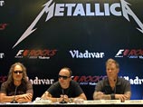 Индийские фанаты разнесли сцену для выступления группы Metallica. Концерт отменили, организаторов задержали