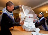 ЦИК Киргизии начал подсчет голосов на президентских выборах