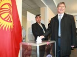 Выборы в Киргизии: Атамбаев побеждает в первом туре, его соперники готовы объединиться против него
