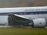 Варшавский международный аэропорт закрыли на двое суток из-за ЧП с Boeing: сильно повреждена полоса