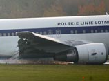 Варшавский международный аэропорт закрыли на двое суток из-за ЧП с Boeing: сильно повреждена полоса Варшавский международный аэропорт закрыли на двое суток из-за ЧП с Boeing: сильно повреждена полоса