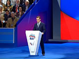 На нынешних парламентских выборах, которые предстоят 4 декабря, список единороссов возглавил президент Дмитрий Медведев