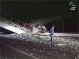 Водитель грузовика, снесшего мост в Свердловской области, заснул за рулем (ВИДЕО)