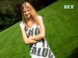 Полученную информацию 26-летняя россиянка Екатерина Затуливетер, как предполагается, передавала в российскую службу внешней разведки СВР Полученную информацию 26-летняя россиянка Екатерина Затуливетер, как предполагается, передавала в российскую службу внешней разведки СВР