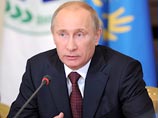 Премьер-министр РФ Владимир Путин отмечает непоследовательность действий мировых держав, которые изначально поддерживали правительственные режимы в Северной Африке, а затем оказали содействие революциям, которые эти режимы свергали