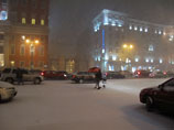 Дождь и сильный снегопад обрушились на Москву: столица встала в пробках