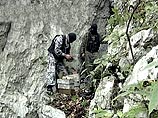 Склад боеприпасов включал в себя большое количество гранатометов, боевых противопехотных мин, противотанковые гранаты, тротиловые шашки Склад боеприпасов включал в себя большое количество гранатометов, боевых противопехотных мин, противотанковые гранаты, тротиловые шашки