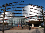 Европейский суд по правам человека (ЕСПЧ) удовлетворил три иска против России и обязал выплатить истцам около 87 тысяч евро