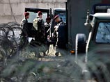 Военнослужащие Международных сил безопасности в Косово (KFOR) минувшей ночью взяли под свой контроль баррикаду, возведенную сербами Военнослужащие Международных сил безопасности в Косово (KFOR) минувшей ночью взяли под свой контроль баррикаду, возведенную сербами