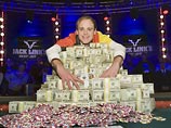 22-летний профессиональный игрок в покер Пий Хайнц из Германии выиграл главный приз финального турнира World Series of Poker, в одночасье став богаче на 8,72 миллиона долларов