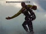 Гавайский серфер случайно покорил 27-метровую волну, установив рекорд (ВИДЕО)