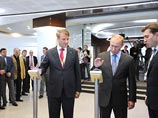 Путин повел себя как Медведев: открыл сверхновый центр с 12 залами компьютеров и обещал учитывать интересы общественности