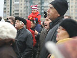 В минувшее воскресенье жители Приморского района вышли на митинг против строительства многоэтажных домов на улице Маршала Новикова у озера Долгое В минувшее воскресенье жители Приморского района вышли на митинг против строительства многоэтажных домов на улице Маршала Новикова у озера Долгое