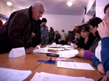 Всего, по ее словам, в выборах президента республики приняли участие 67,5% избирателей - около 50 тысяч граждан Южной Осетии