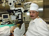Между тем сам профессор Тахчиди, признавшись, что для него новость об отставке стала неожиданной, предположил, что увольнение связано с традиционной борьбой МНТК с консерваторами в медицине Между тем сам профессор Тахчиди, признавшись, что для него новость об отставке стала неожиданной, предположил, что увольнение связано с традиционной борьбой МНТК с консерваторами в медицине