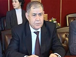 Посол Таджикистана в РФ Абдулмаджид Достиев обвинил Москву в том, что она "играет судьбами" таджиков и делает "невыносимой жизнь простых людей" из-за конфликта, возникшего в связи с вынесением таджикским судом приговора летчикам