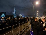 Десятки тысяч православных, встречающих Пояс Богородицы у ХХС, спровоцировали транспортный коллапс у Кремля
