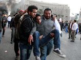 Выросло число пострадавших в результате столкновений полиции и демонстрантов в Каире возросло до 928 человек