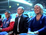 Запад увидел в "Олимпийском" "неслыханное унижение" Путина, а в ЕР услышали крики "ура" в честь премьера