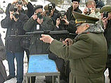 Оружейник-единоросс Калашников в ярости: коммунисты используют его и АК-47 перед выборами Оружейник-единоросс Калашников в ярости: коммунисты используют его и АК-47 перед выборами