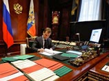 Президент России Дмитрий Медведев подписал закон "Об основах охраны здоровья граждан в Российской Федерации", ранее вызвавший бурную полемику в медицинских кругах и обществе