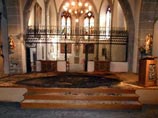 В Швейцарии подожгли католическую церковь, использовав для розжига церковные книги