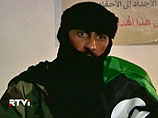 Юсеф Салех аль-Хотмани заявил в интервью телеканалу Al Arabiya, что аль-Ислам нанял его в качестве проводника, чтобы тот помог ему перебраться в Нигер