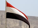 После этого в Йемене можно будет провести демократические выборы. В обмен на отказ от власти Салеху гарантируется иммунитет от судебных преследований