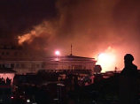 Пожарные потушили пожар на теплоходе "Сергей Абрамов" в Северном речном порту в Москве